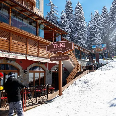 Alpin Arena Szálloda Borovec